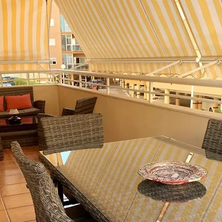 Apartamento A 50 M De La Playa شقة